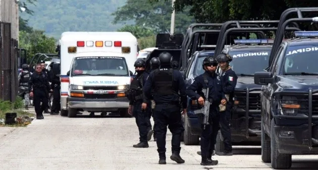 Al menos diez muertos y dieciséis heridos deja riña en una cárcel del noroeste de México