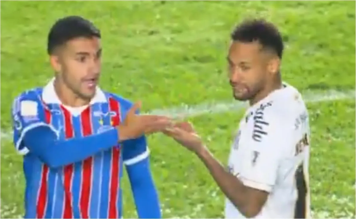 Neymar, expulsado por taparse la boca mientras se dirigía a un rival